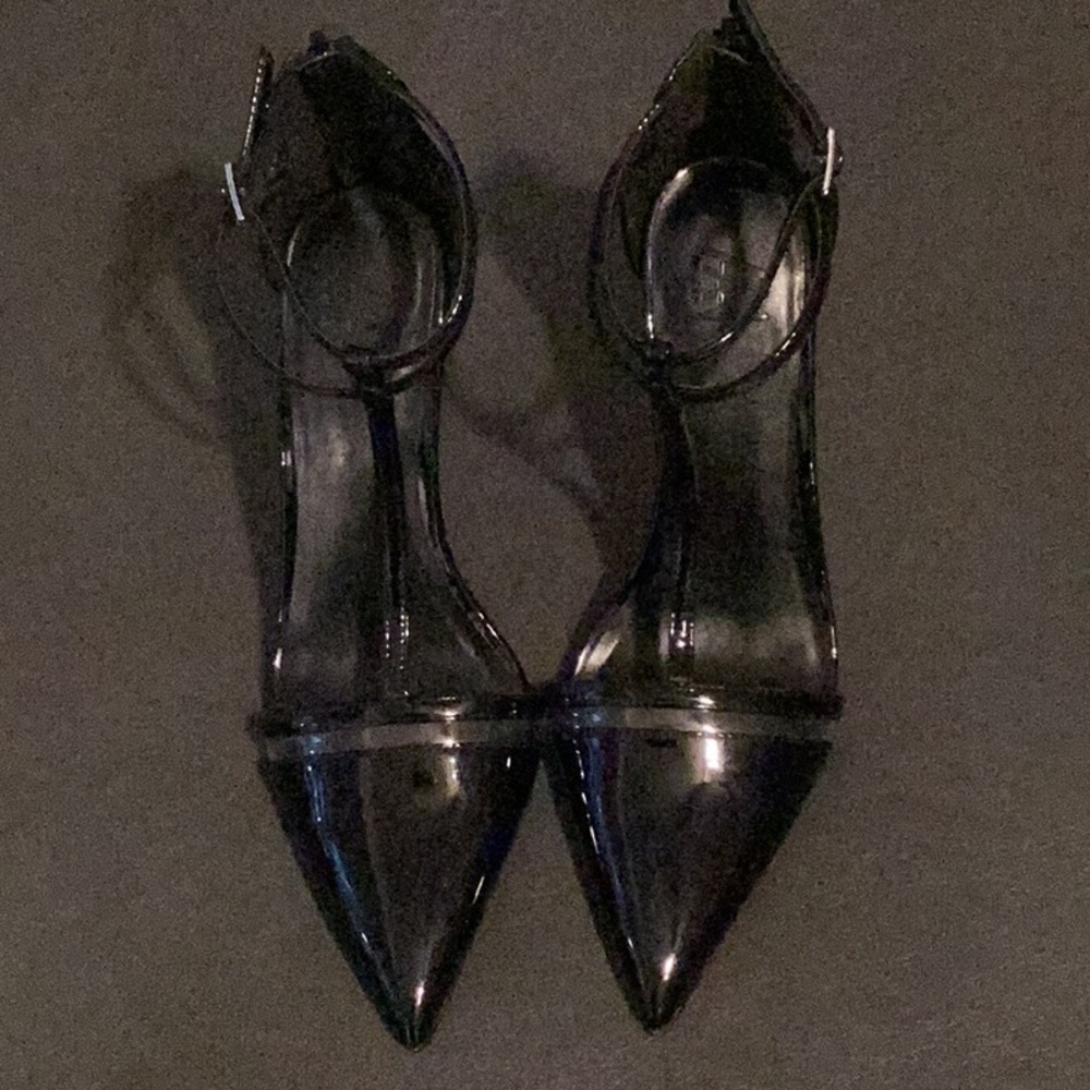 AAJ by‎ Aminah Size 5.5 Ankle-Strap Pointed-Toe Pumps